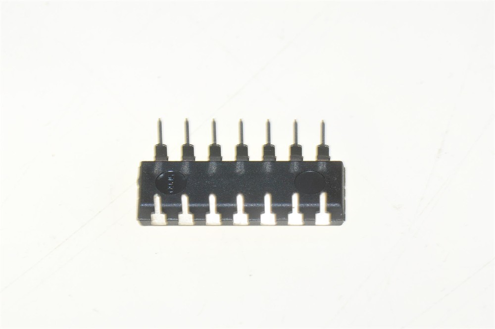 New (54pcs) CD74AC08E TEXAS INSTRUMENTS IC Logic