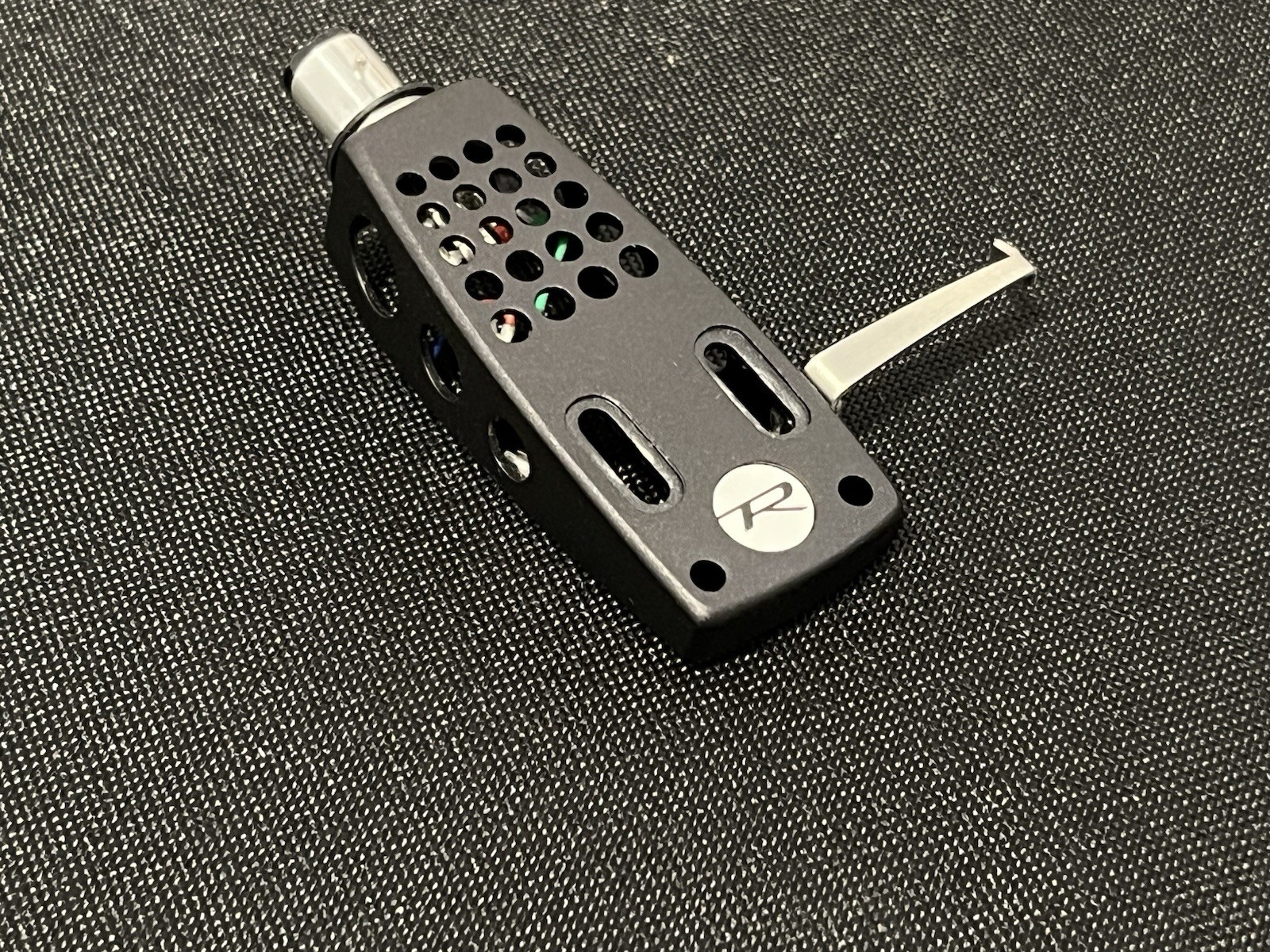 Realistic Turntable Head Shell