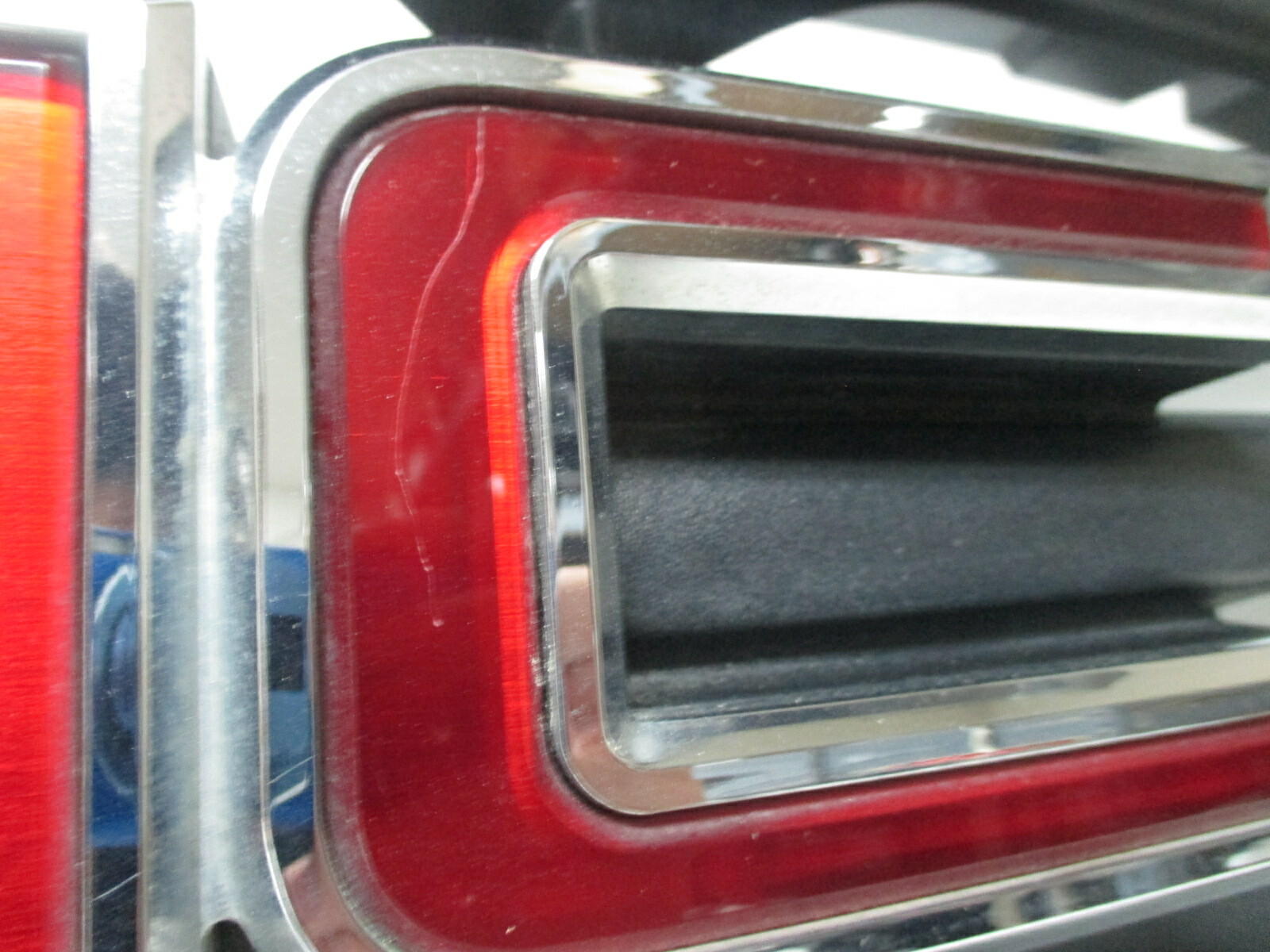 07-13 GMC SIERRA UPPER GRILLE 15201485