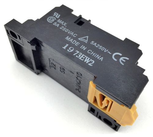 OMRON PYF14A-E Relay Base Socket PYF14AE Use For MY4NJ, H3Y-4 New