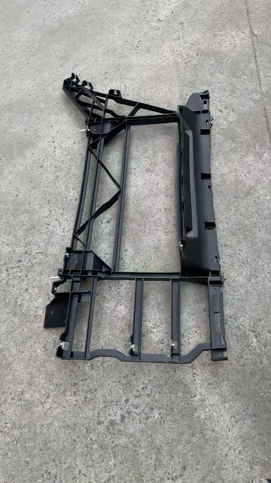 Front Side Fairing Support Passenger Side For Volvo VNL 2018-2024