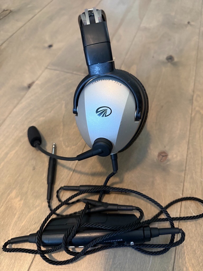 Lightspeed Zulu 3 Aviation Headset w/ Bluetooth, ANR, Noise-Cancelling Dual-Plug