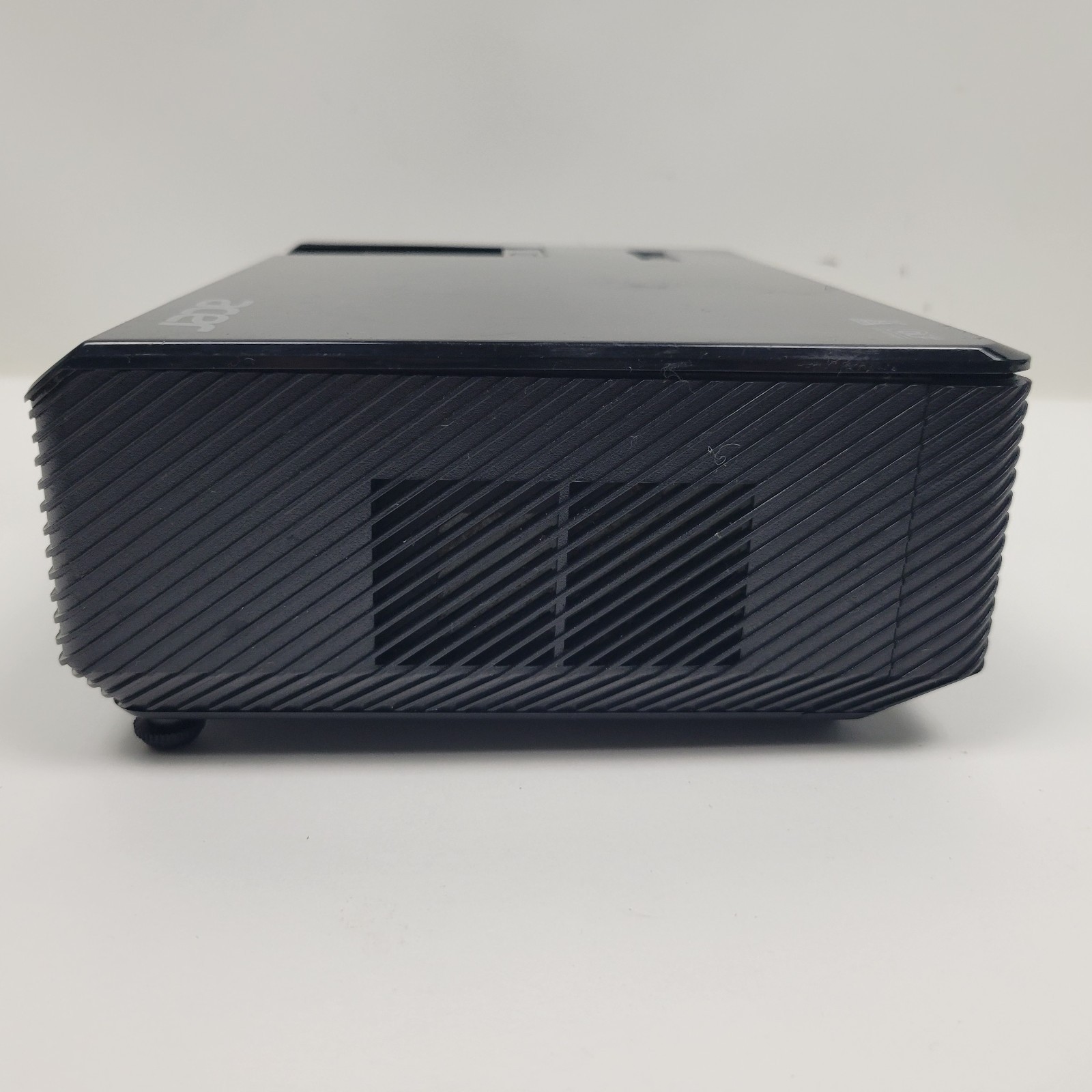 ACER DSV1134 DLP Projector Tested Working READ Description