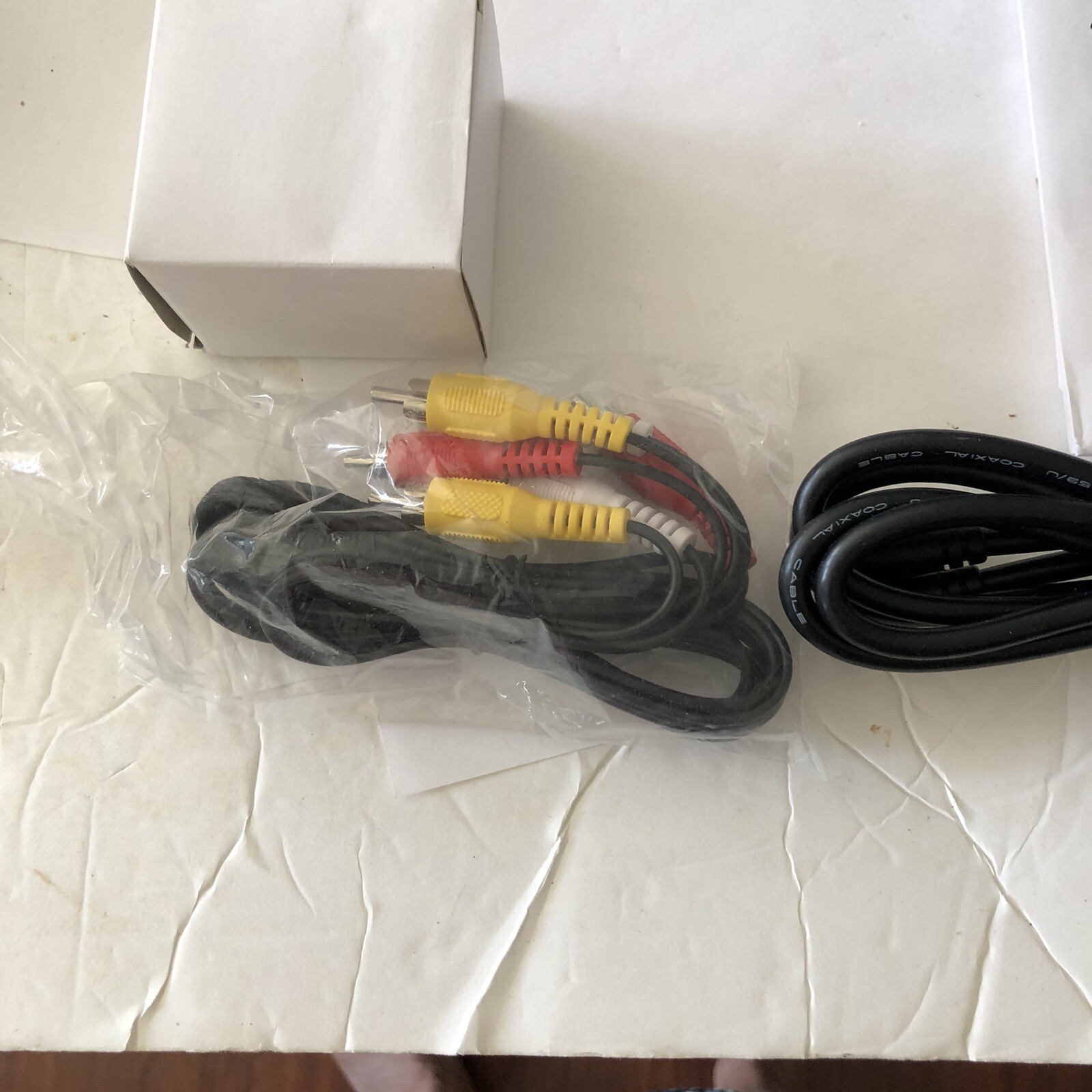 X-10 Video Receiver VR36A “Lola” With Audio @E