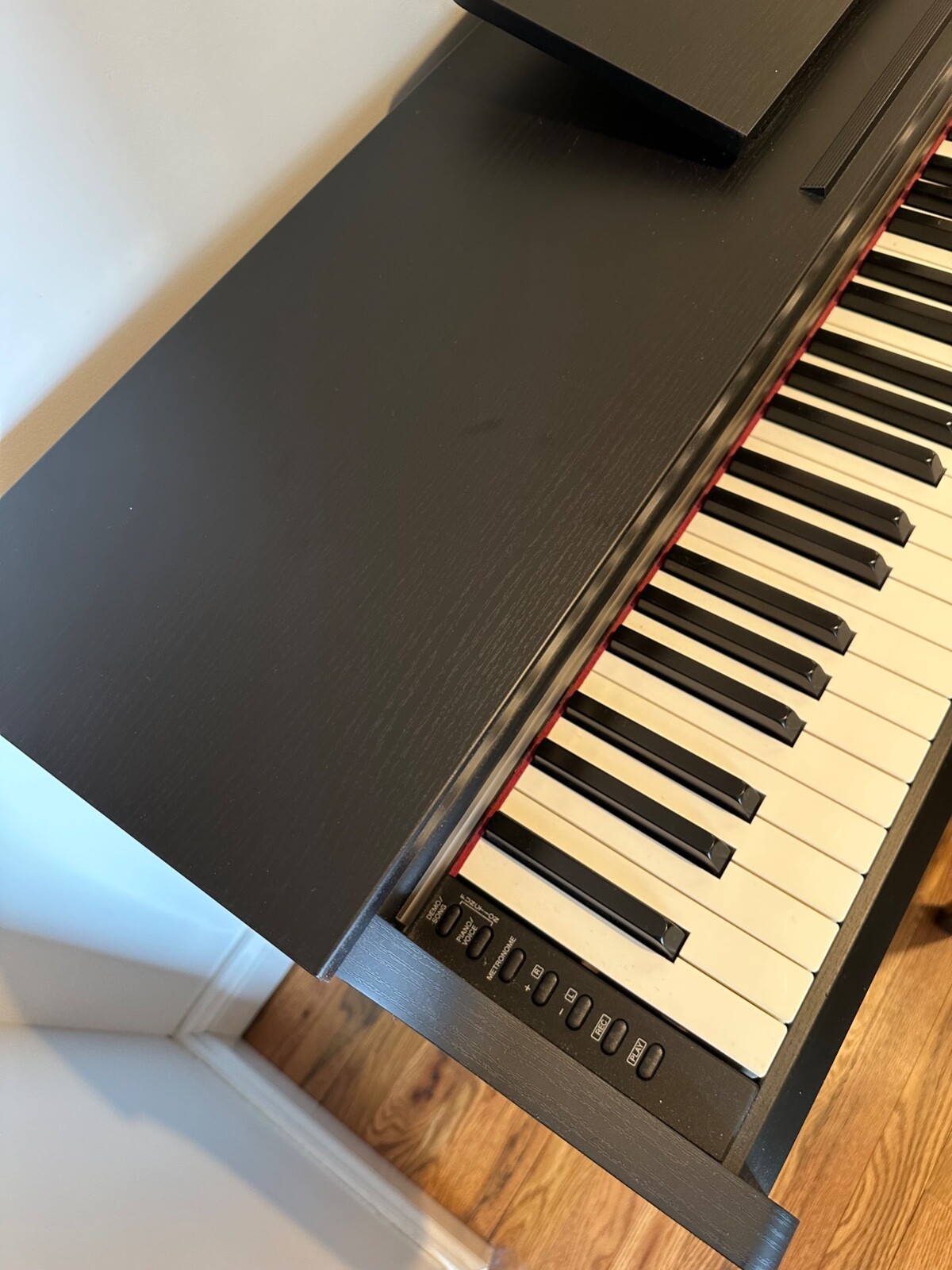 Yamaha Arius YDP 162, Walnut, excellent condition