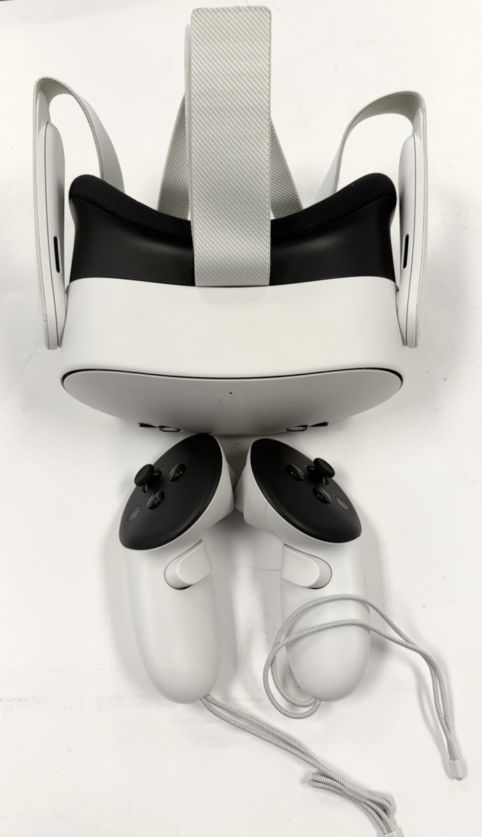 META VR GLASSES QUEST 3S (P34007330)