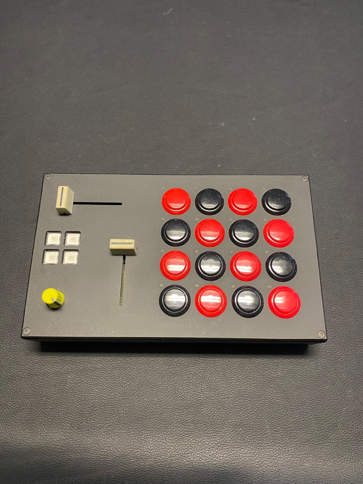 Midi Fighter Pro