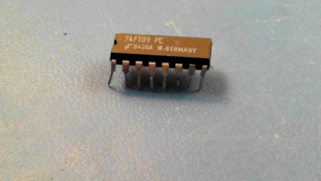 New (12pcs) 74F109PC FAIRCHILD IC Logic
