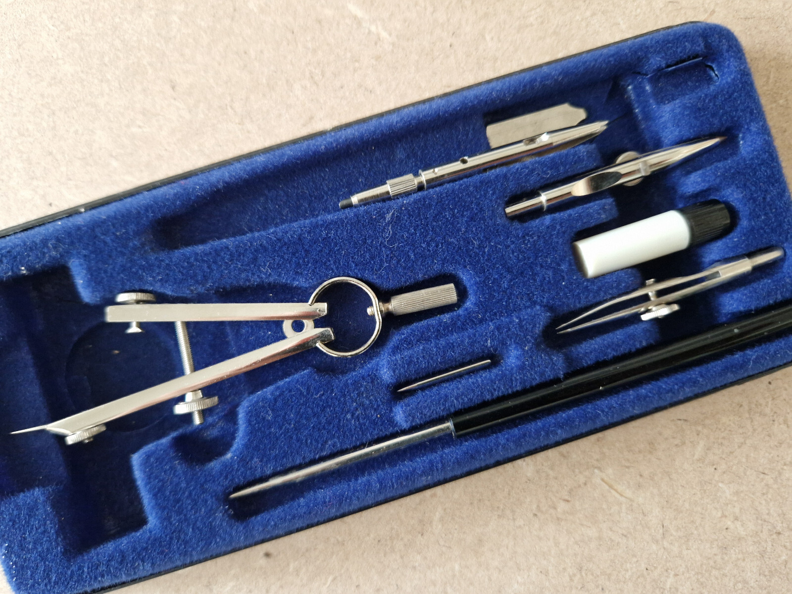 Vintage Pythag drafting compass drawing set In Case