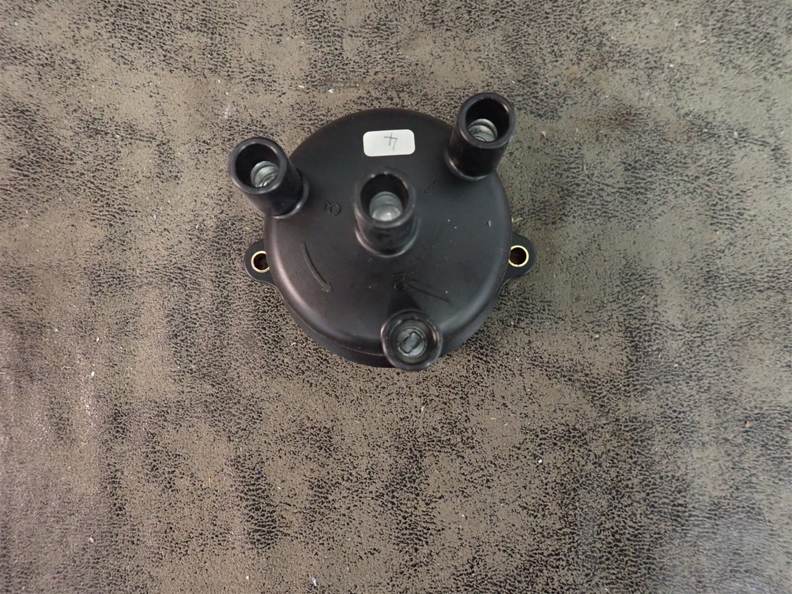NEW WVE 5D1271 Distributor Cap (G209)