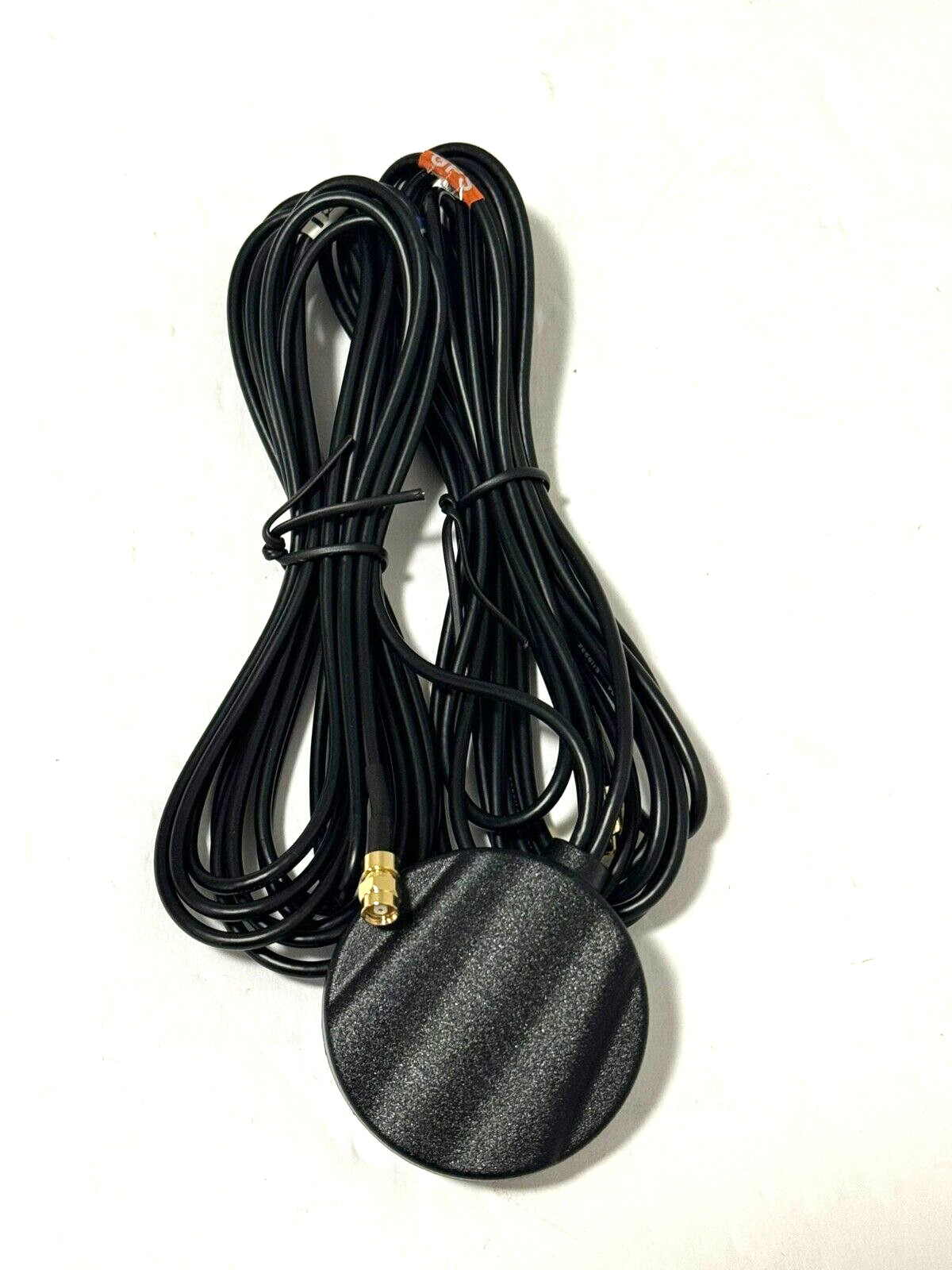 Vehicle GPS+GSM Combined Antenna
