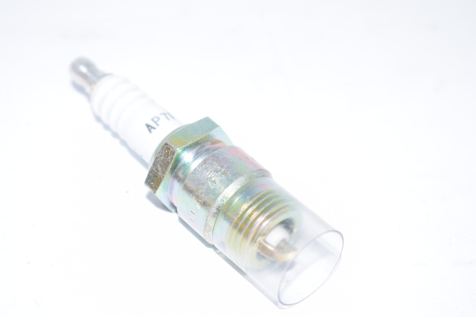 NEW NGK Spark Plug AP7FS