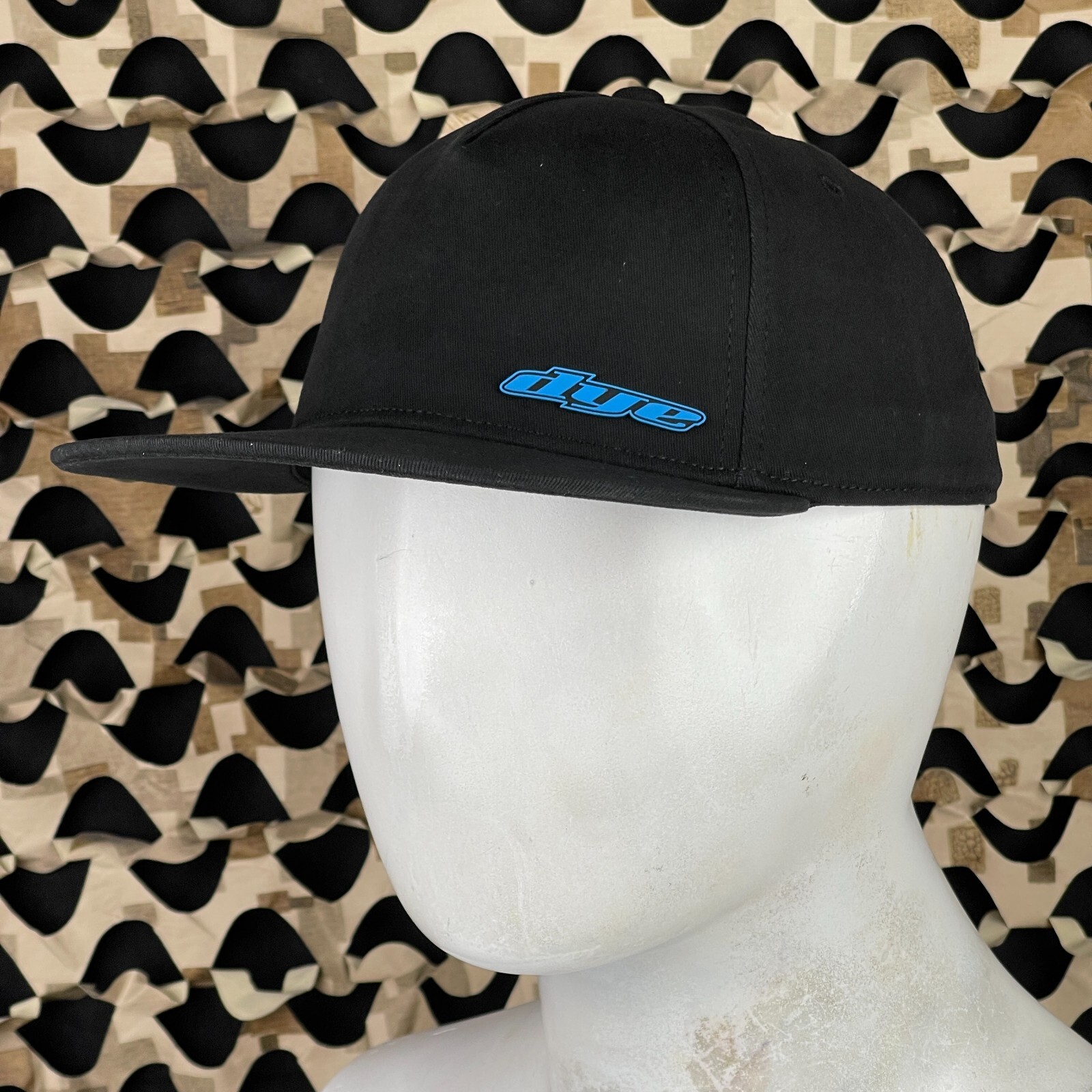 NEW Dye LWR LFT Flex Flat Hat - Black/Cyan - Large/X-Large