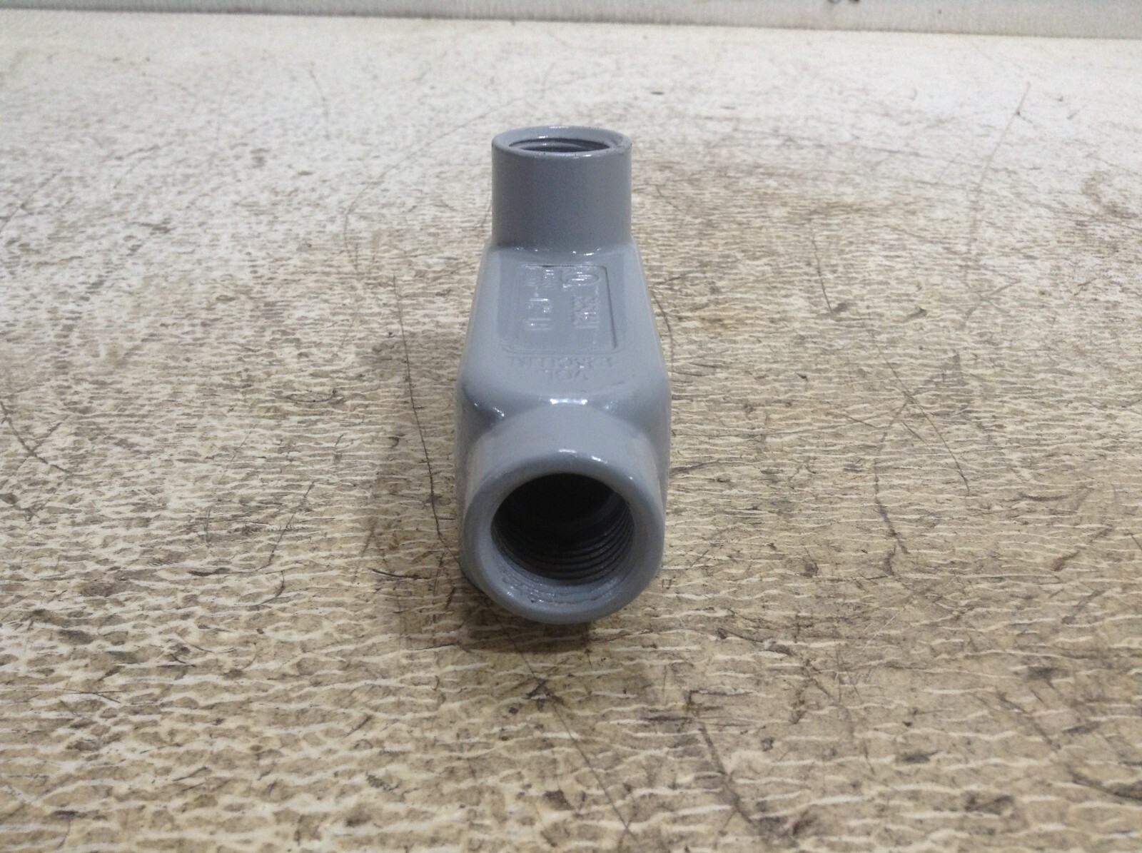 TE E254321 Conduit Body 1/2" 27DD New (OK)