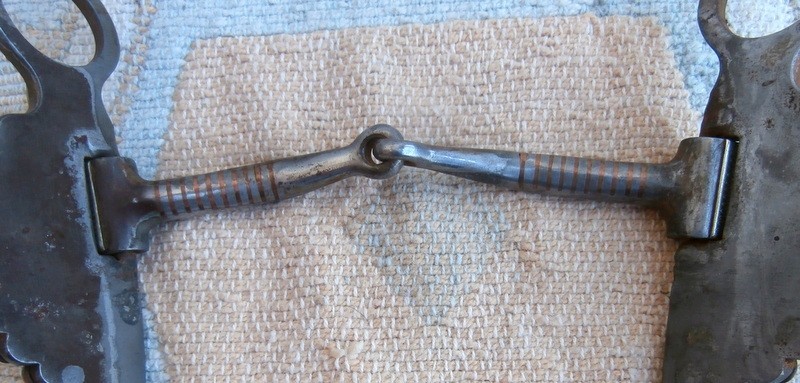 Shank Snaffle Iron Horse Bit Silver Scroll Design Copper Dots Lip Chains