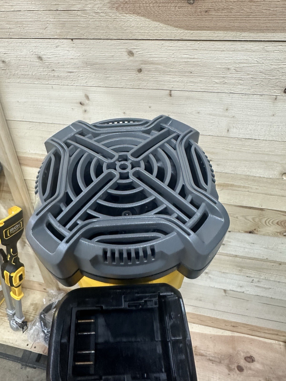 DEWALT 20V MAX String Trimmer & Blower (Tool Only) Open Box OZA-20T