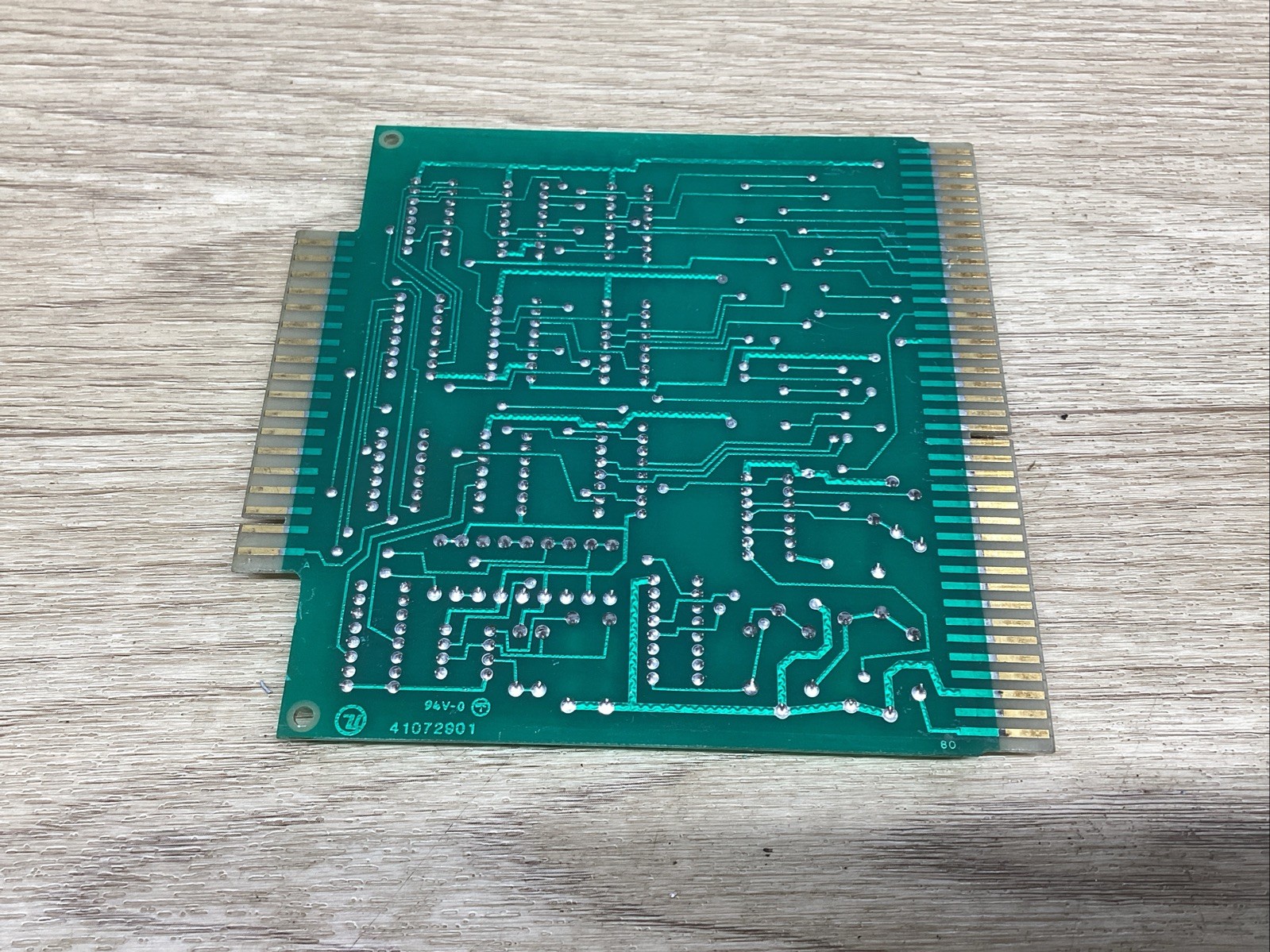 Universal Instruments Display Driver 3 - 41073001 REV. A PCB #814L25