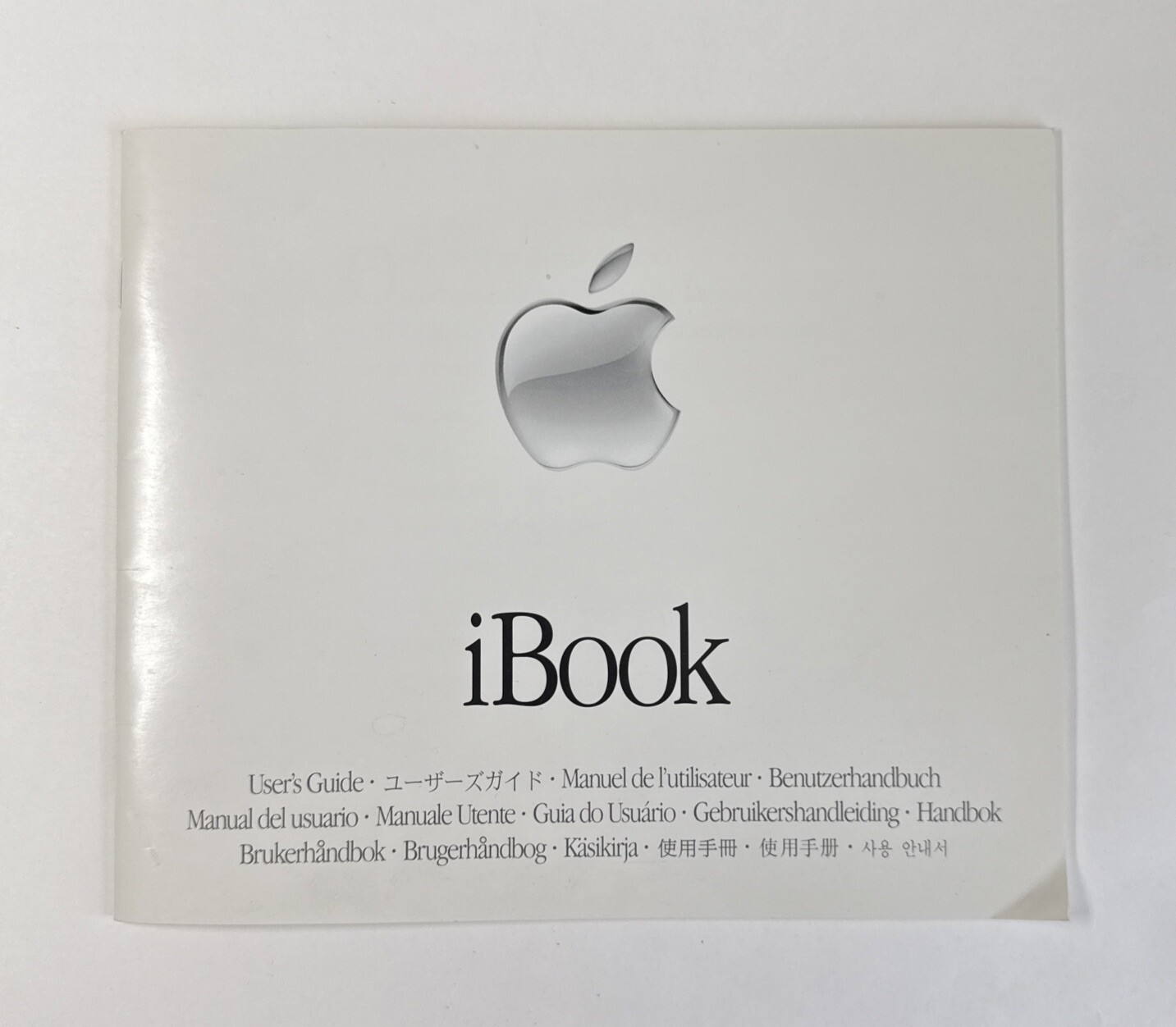 Apple Macintosh iBook Manual and Setup Guide (2001)