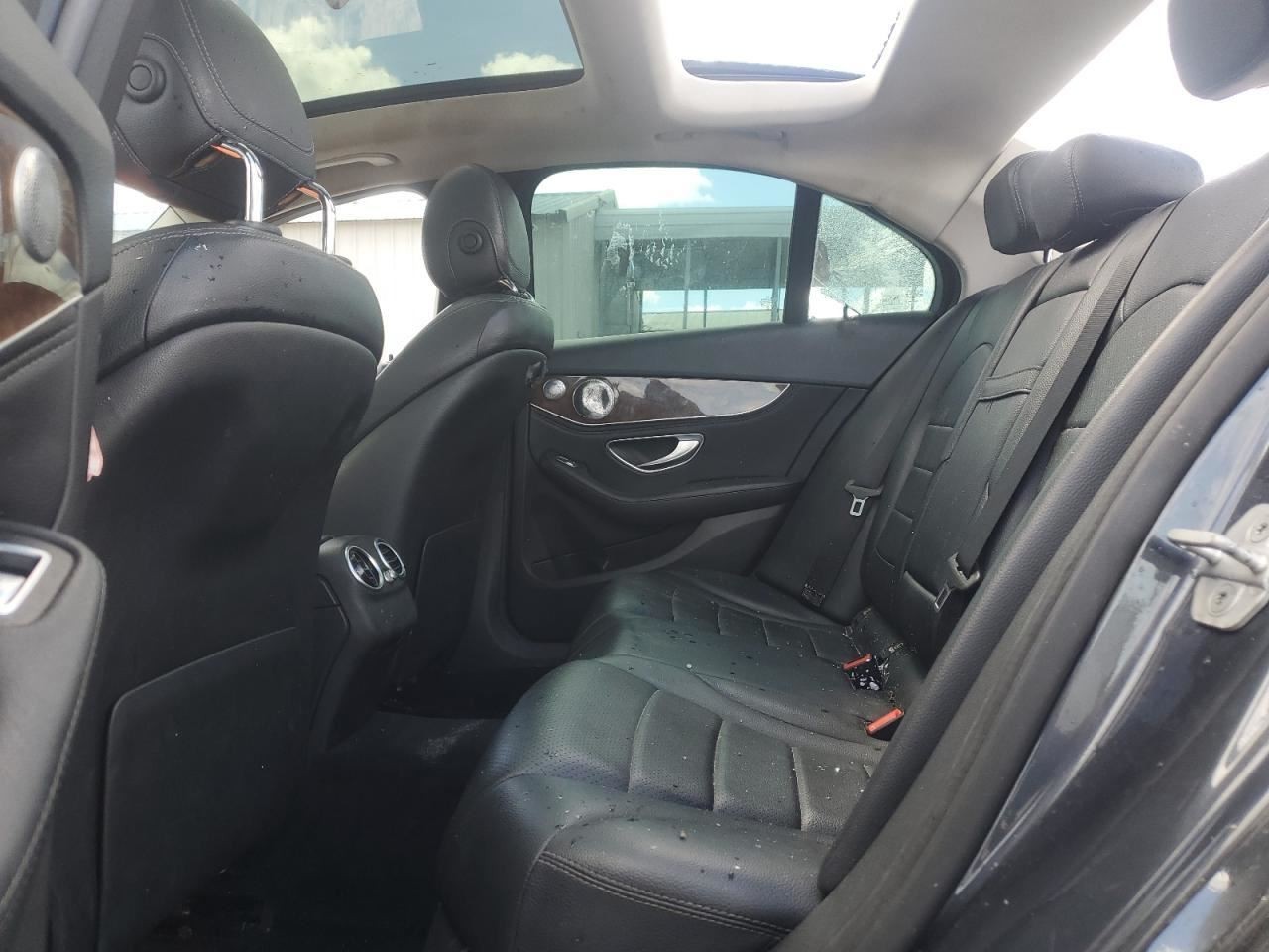 C220 2015 Glove Box 4934426