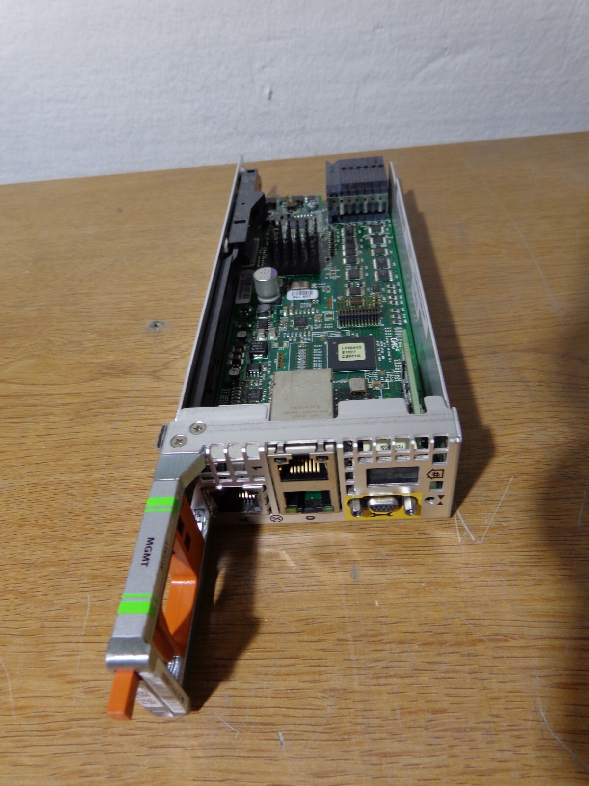 EMC 303-092-102 0RWMFC RWMFC VNX5700 SLIC12 TRPE 4-PORT 8GB FIBRE CARD