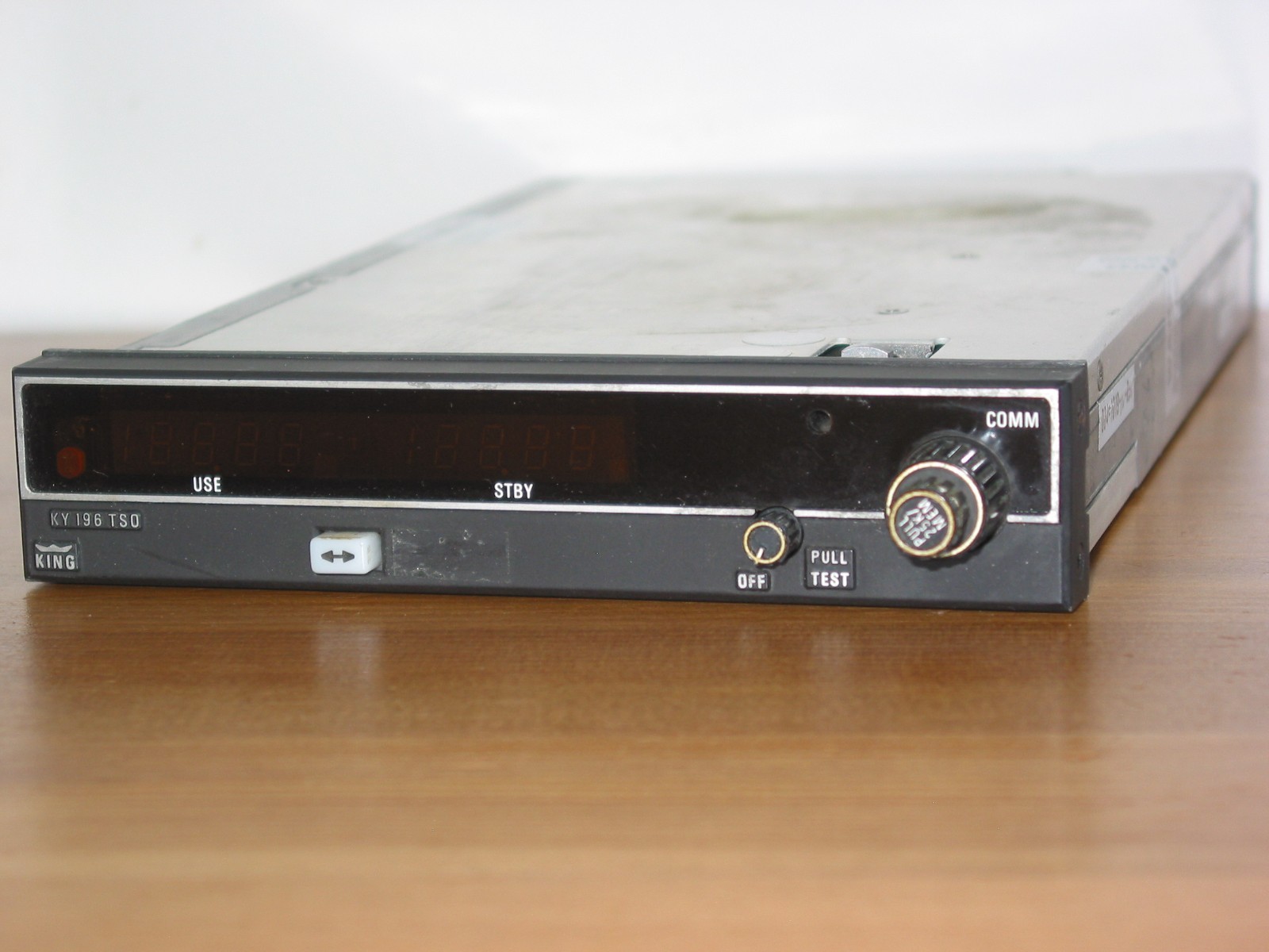 BENDIX KING KY-196 VHF COM RADIO 760 CHANNEL KY 196 TRANSCEIVER P/N 064-1019-20