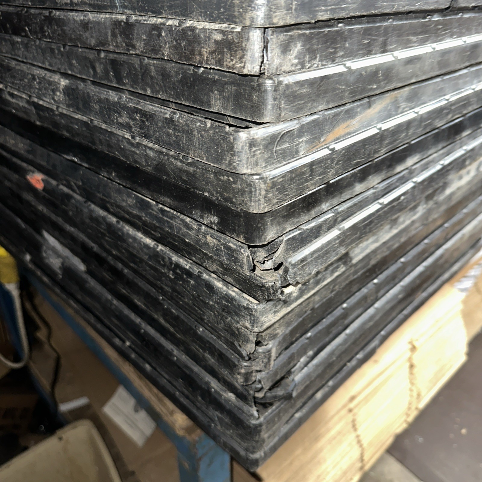 Black Plastic Stackable Bread Tray - 24L x 21” W x 1” (20 Trays)