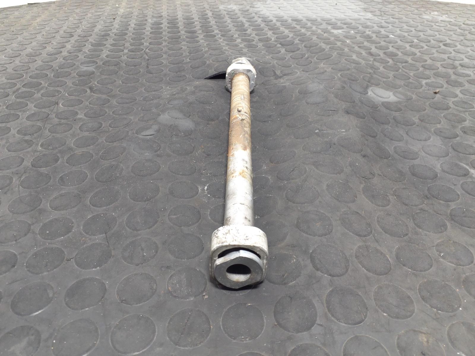 2019 BMW G 310 Rear Spindle