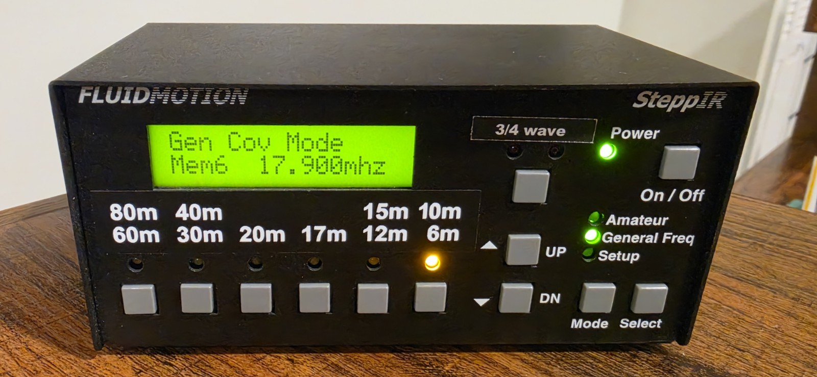 SteppIR HF Antenna Controller w/ Back-Lit LCD Display, 24 VDC, 80m-6m Range