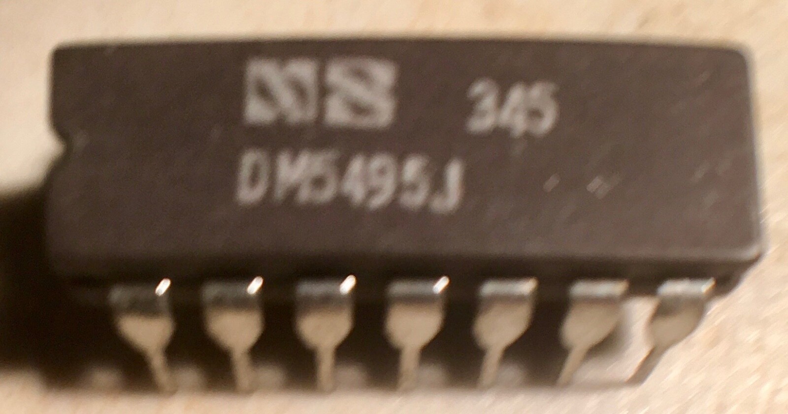 National  DM5495J Military 4 Bit Right Shift/Left Shift Register - NOS