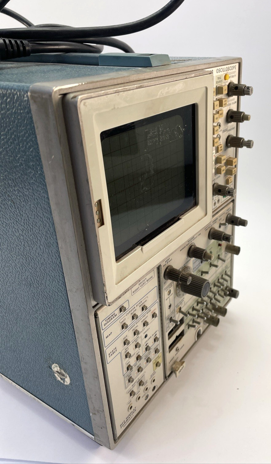 Tektronix 7633 Oscilloscope 7A26 7A22 7B53A Plug Ins Amplifier powers Up