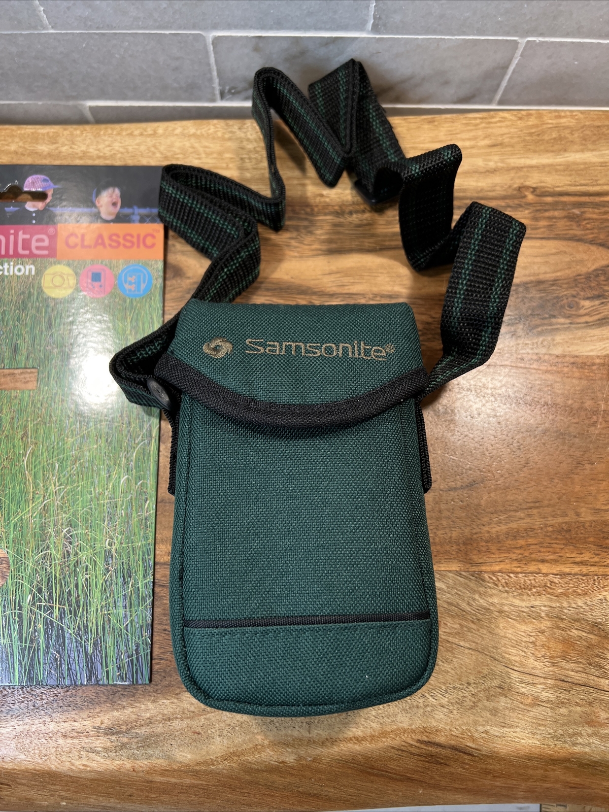 Vintage Samsonite Camera Case Green 6”x4”x 2” Canvas Adjustable Handle - NEW