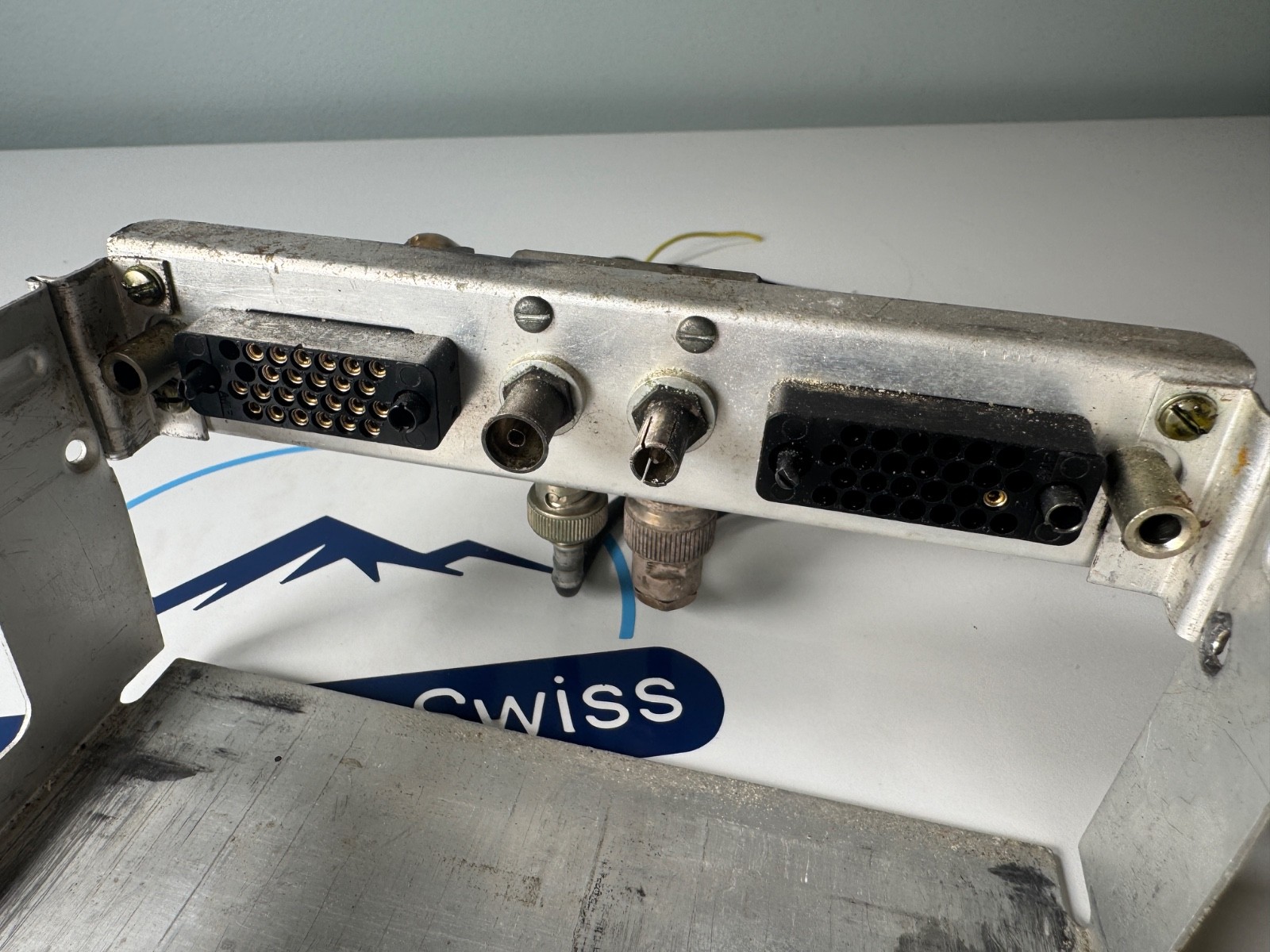 CESSNA ARC 40550-0001 MX300 NAV COMM MOUNTING TRAY ASSEMBLY