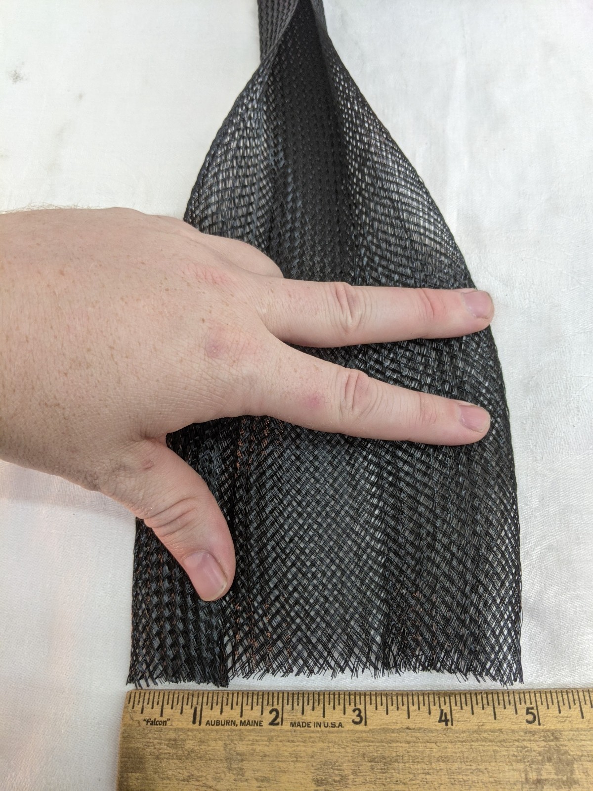 1 1/4" Black Expandable Braided Cable Sleeve Sheathing TF