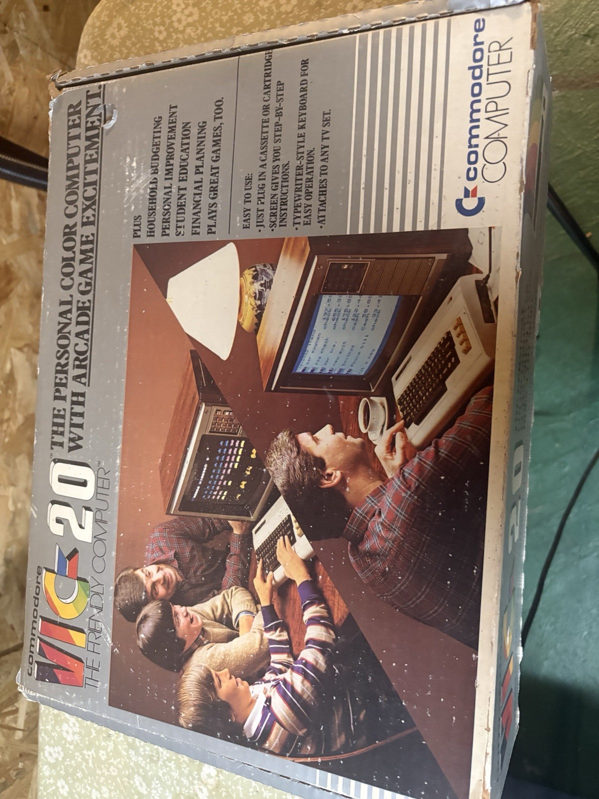 Commodore VIC-20 Home Computer w/ Box & 1530 Datassette Unit Manual
