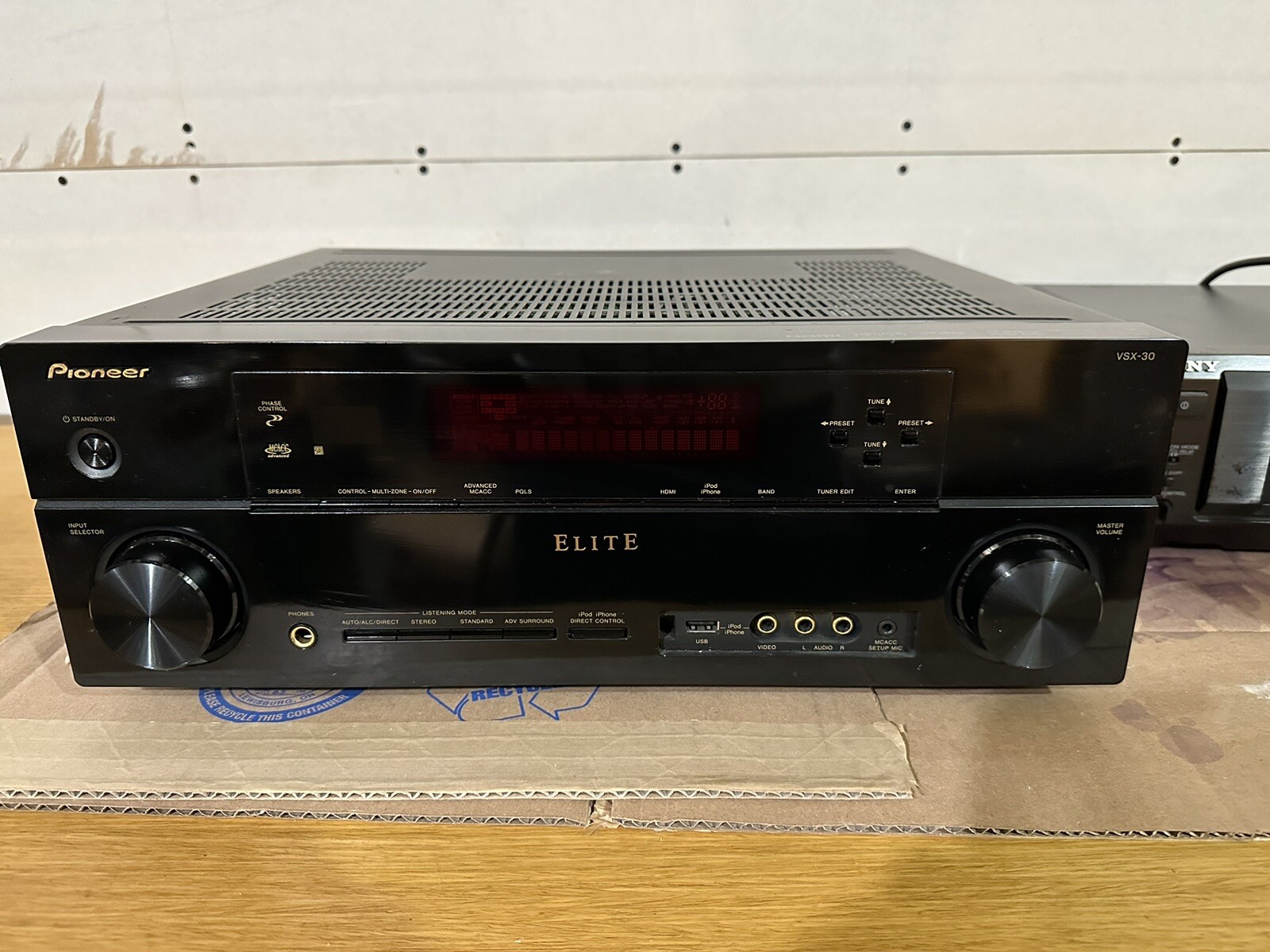 Pioneer VSX-30 7.1-Channel A/V Receiver For Parts Or Repair No Remote