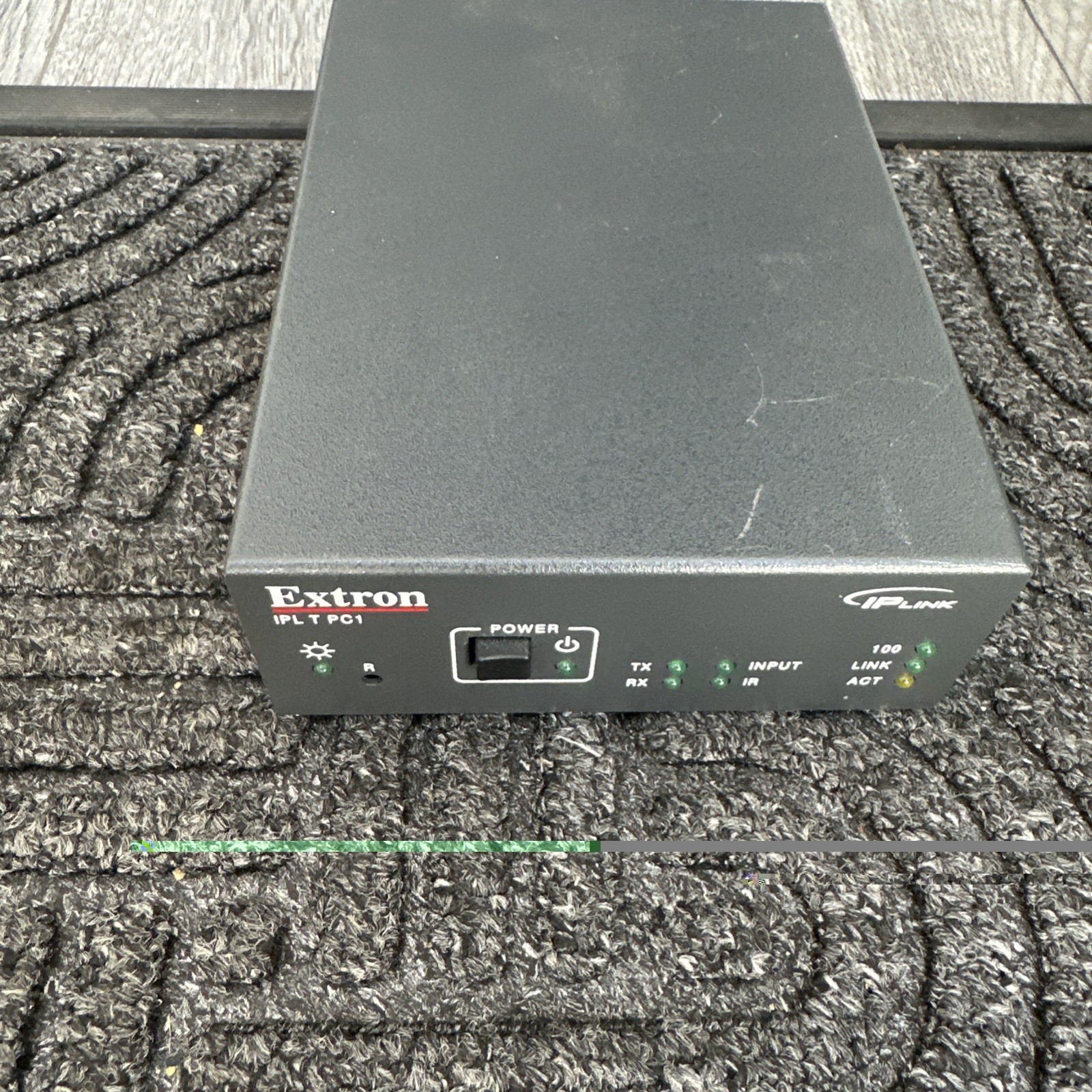 Extron Power and Device Controller - IP Link IPL T PC1 with PSU