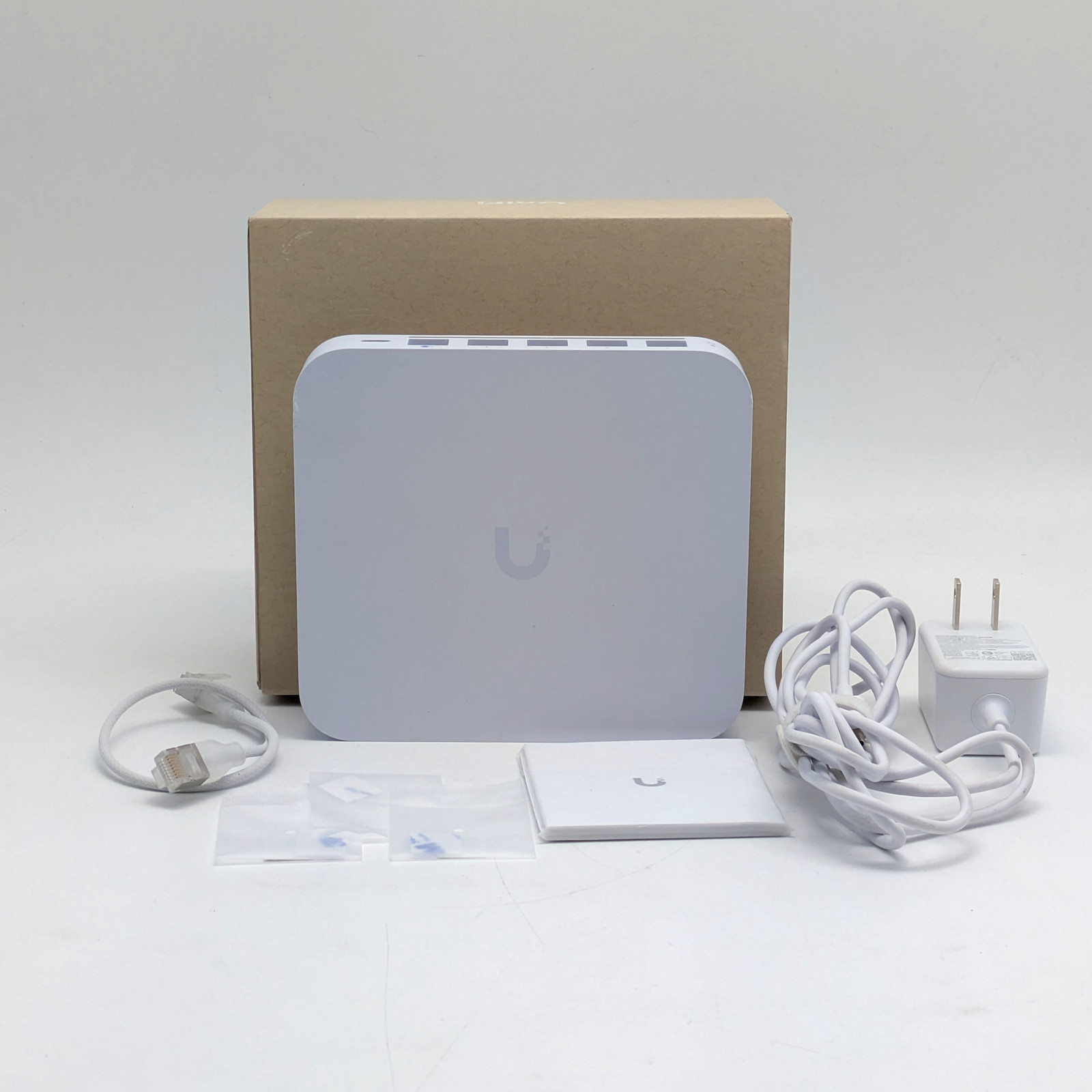 Ubiquiti UniFi Gateway Max Router 4 LAN Ports (UXG-Max)