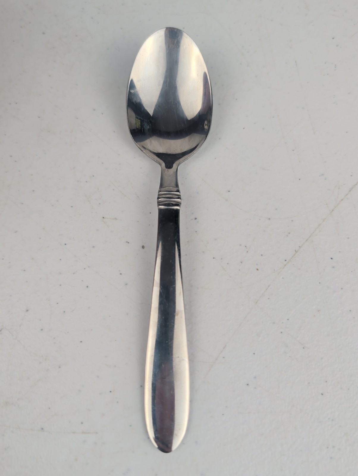 Oneida Banbury Stainless Flatware  Teaspoons 6-3/8" 3 Band