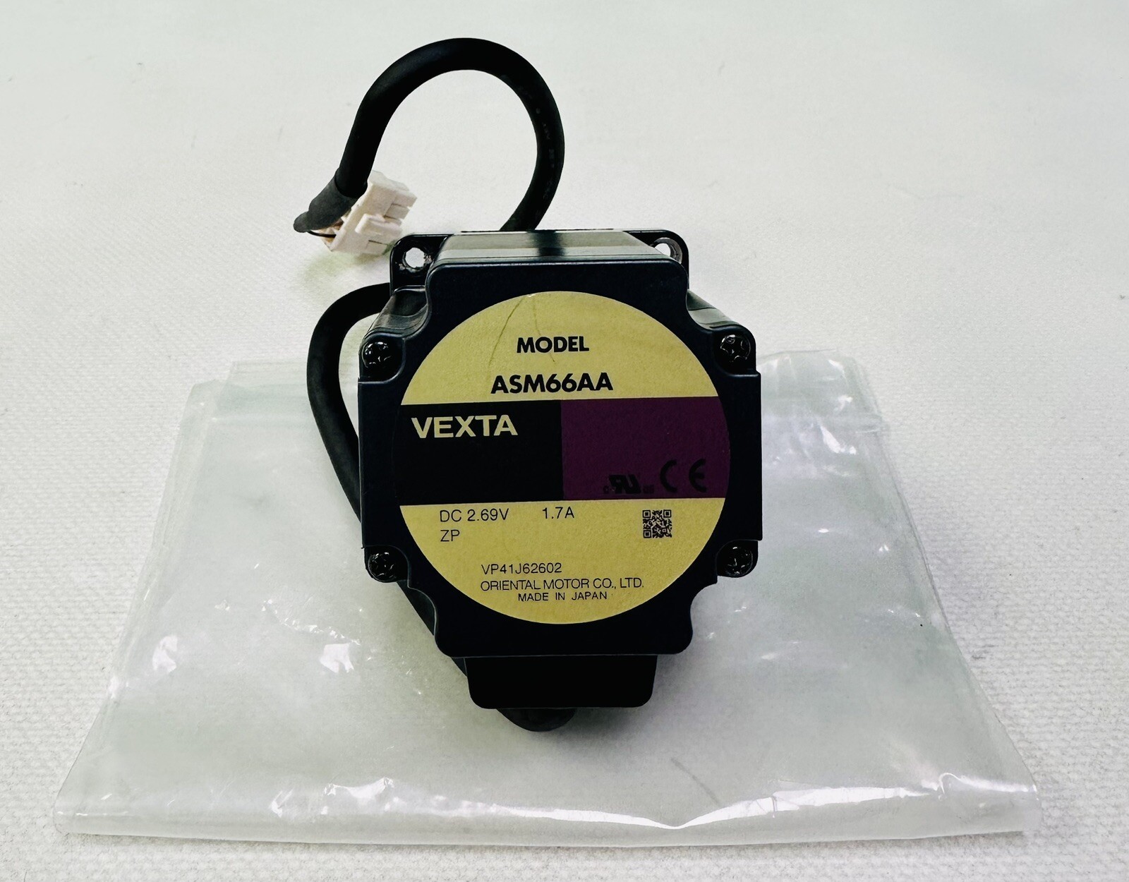 VEXTA Model ASM66AA DC 2.69V, 1.7A Stepper Motor