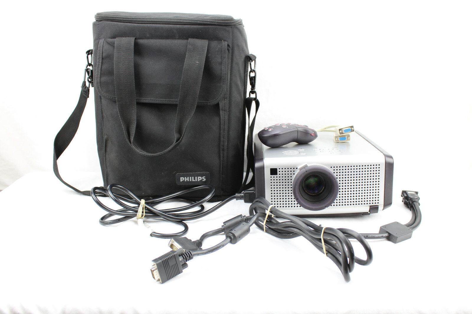 Philips Hopper SV20 Impact MultiMedia Projector LC 4236 50-60Hz TESTED WORKS