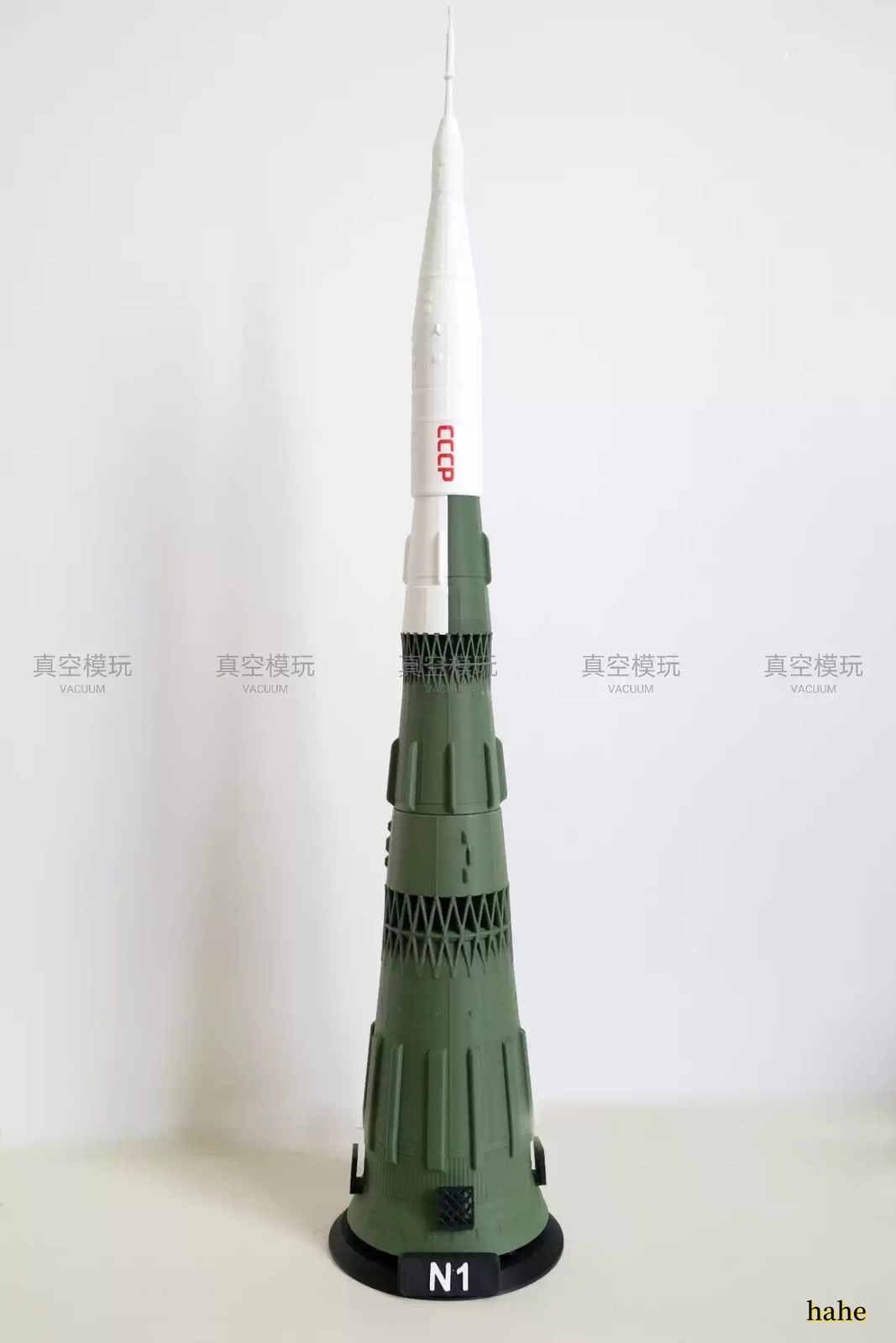 1/400 CCCP Lunar Launch Program N1 Heavy Carrier Rocket Finished Static Model