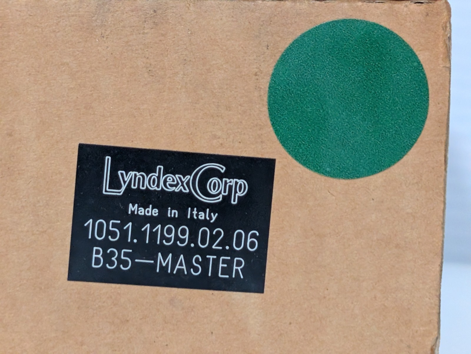 Lyndex B35-MASTER Tension Compression Tapping Chuck Tool Holder, 1.50004" DIA
