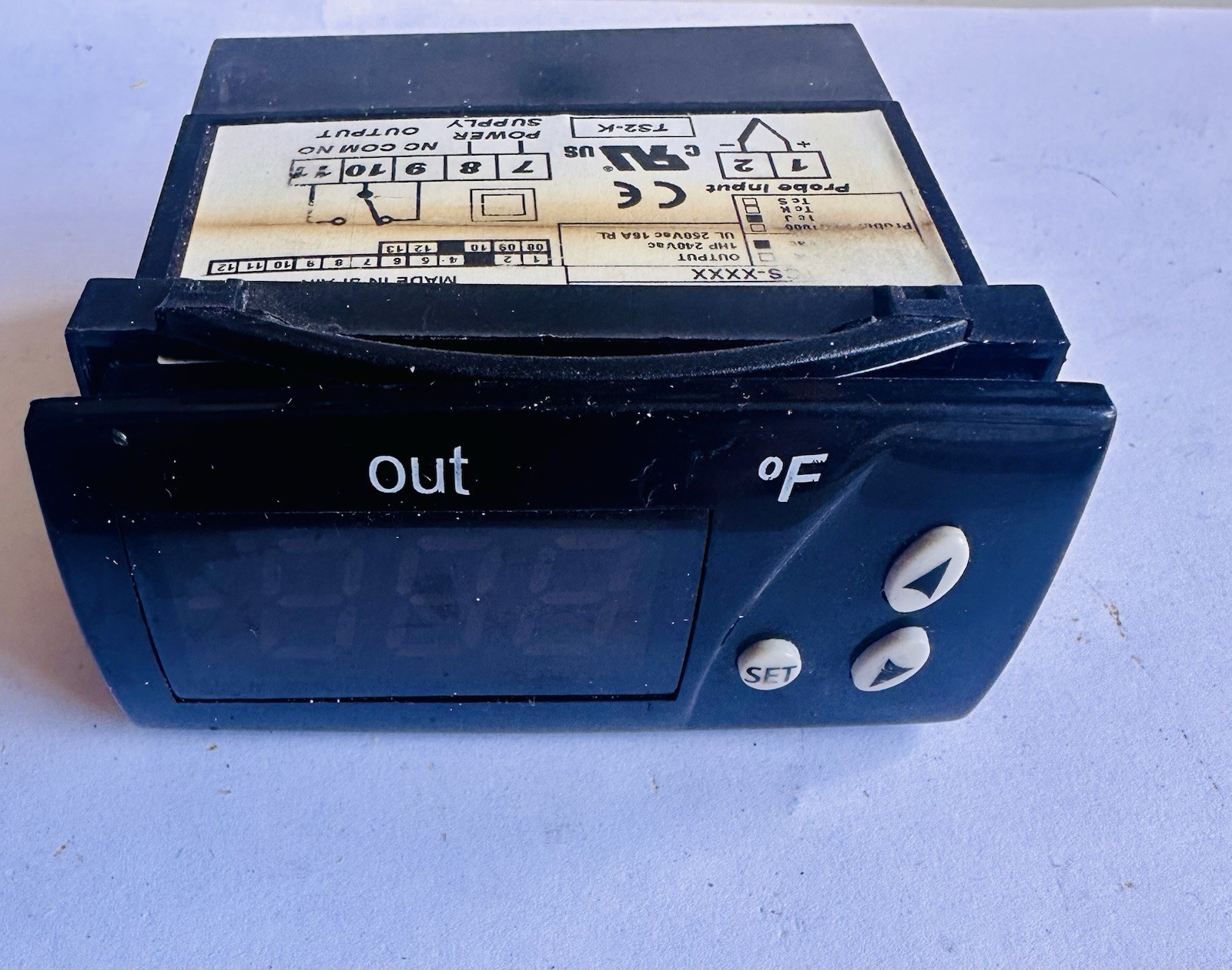 LOVE CONTROLS - TCS-4010