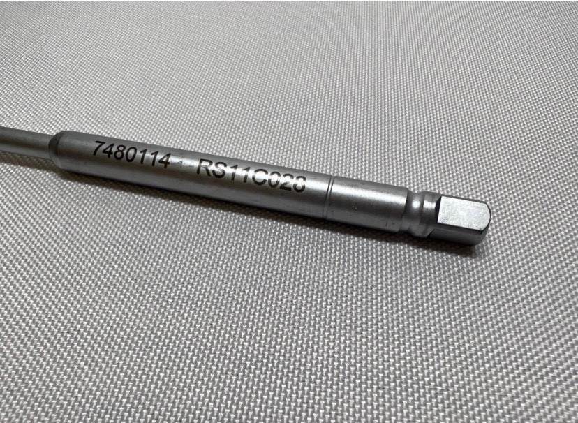 Medtronic 7480114 Self-Retaining 3.5 Hex Driver