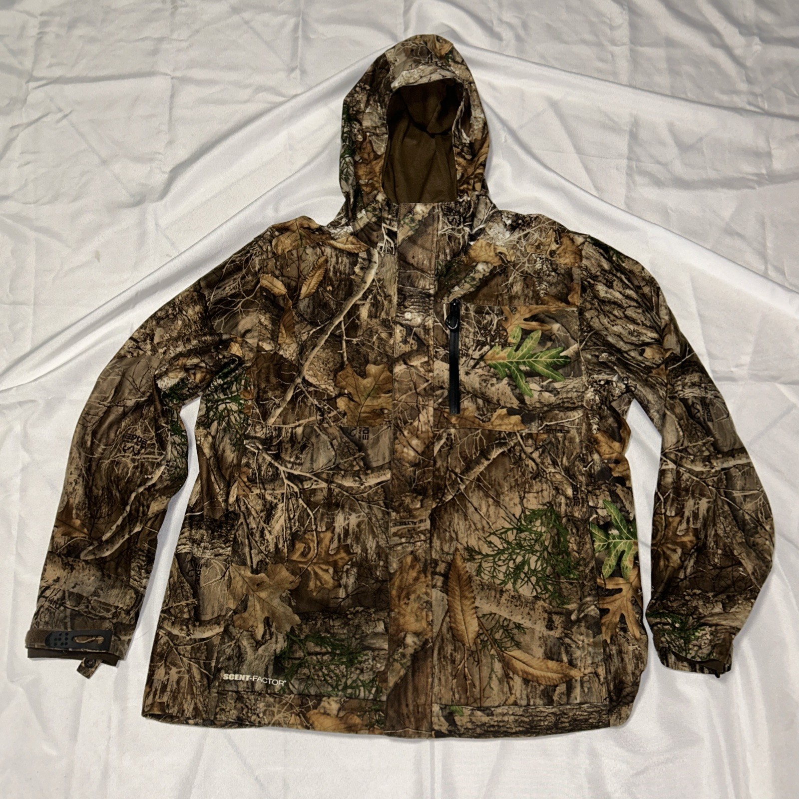 Real Tree Men’s Jacket Scent Factor Camo Size Medium Full Zip Pockets