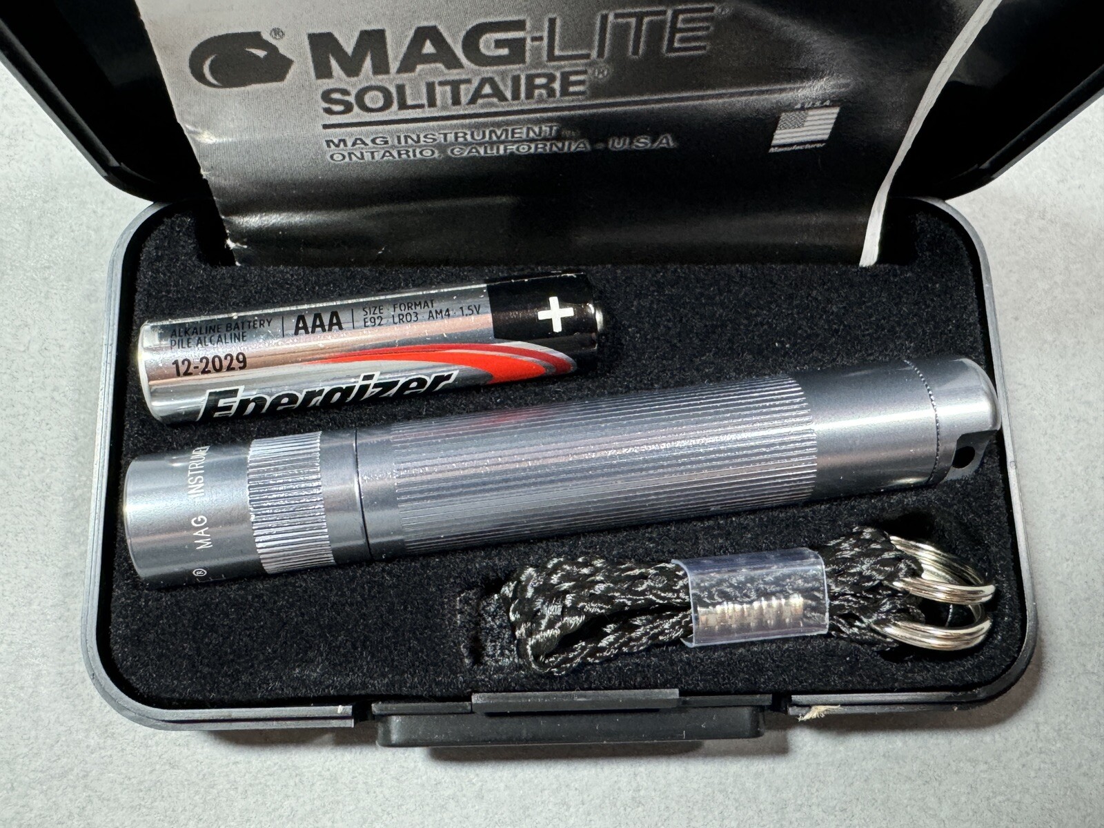 Mag-Lite Solitaire Mini Flashlight Resists Water/Impact USA-Made