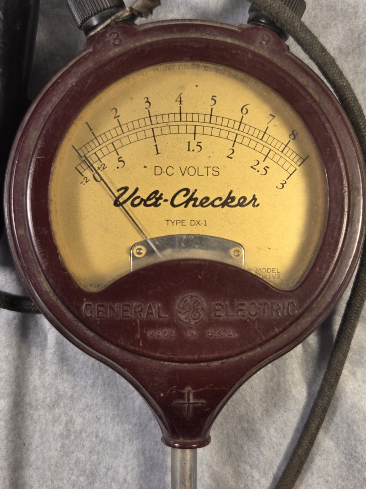 General Electric GE Volt Checker Type DX-1 Voltmeter Dark Red Bakelite - Tested