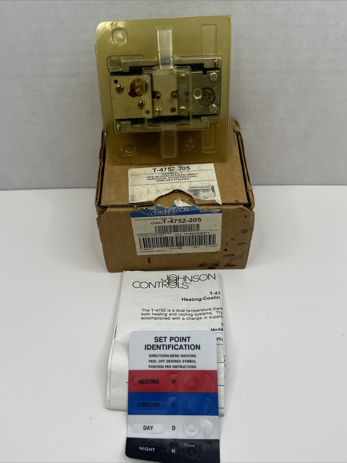 NEW Johnson Controls T-4752-205 Heating Cooling Thermostat T-4752-6205