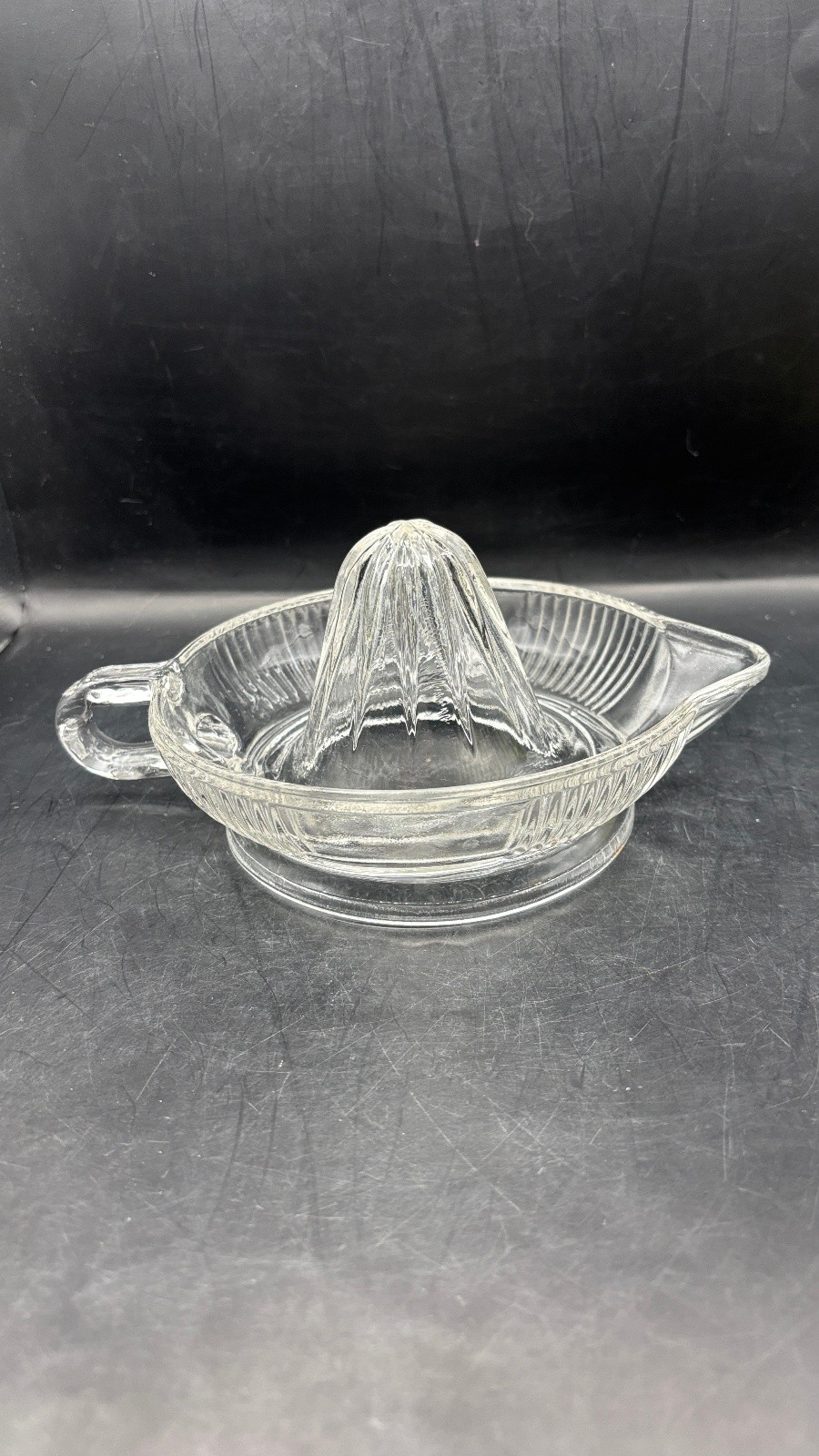 Vintage Clear Glass Citrus Juicer Reamer With Handle Pour Spout Glass