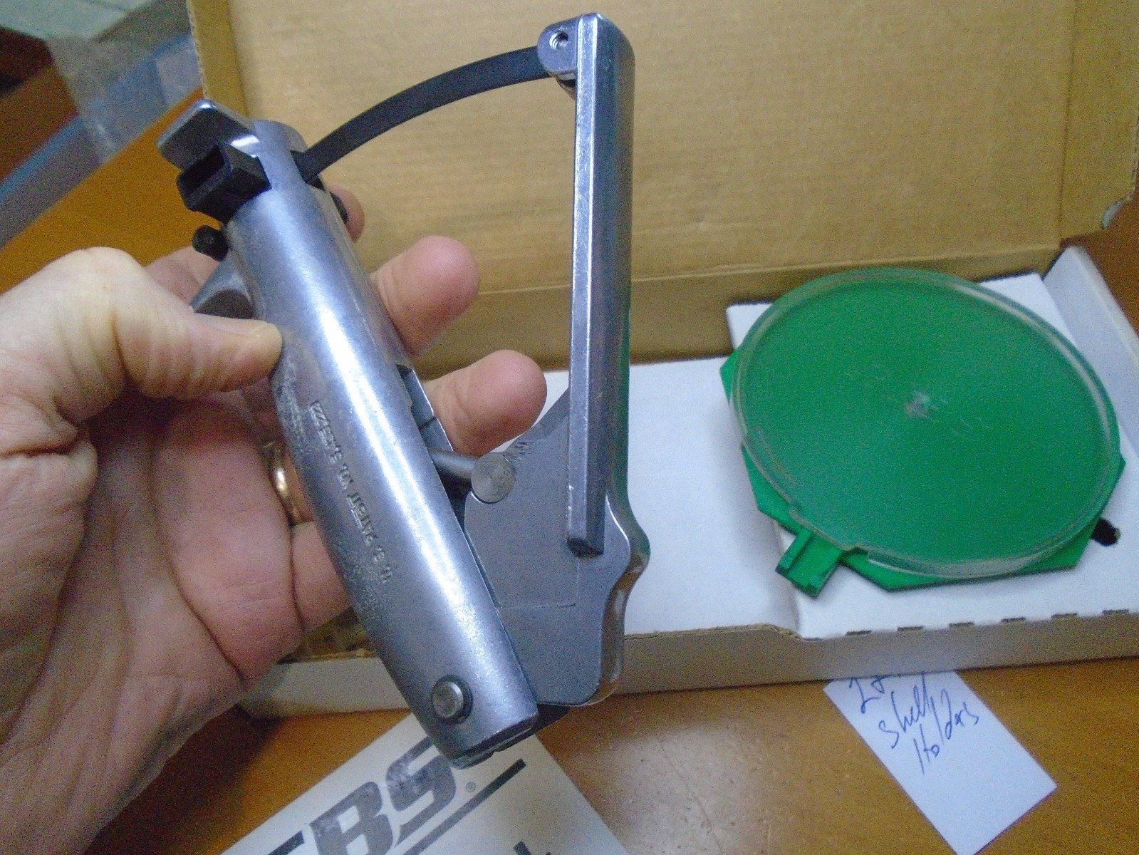 RCBS Hand Priming Tool Plus 2 & 10 Shell Holders